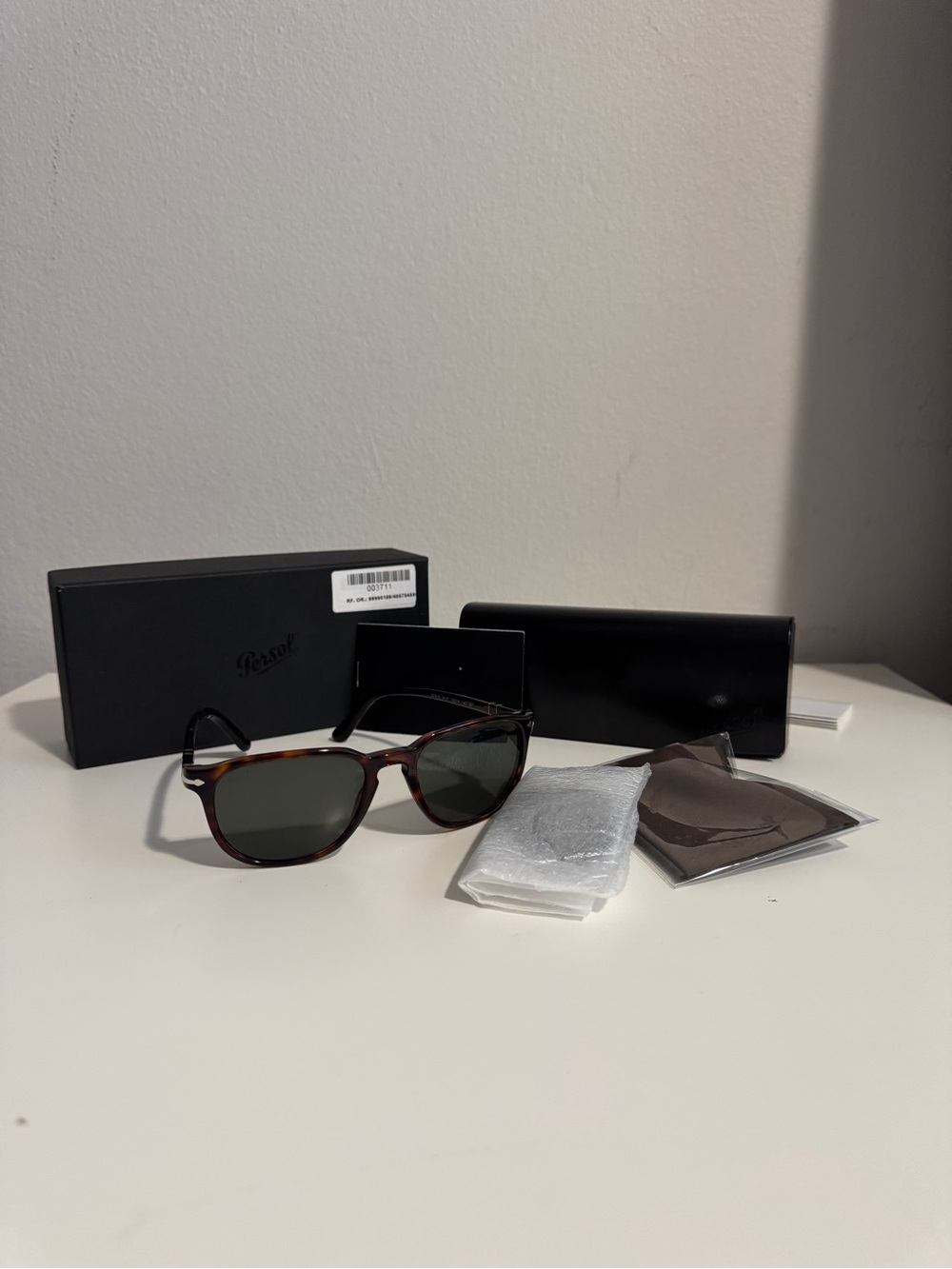Persol - PO3019S Havana frame w/Green Lens